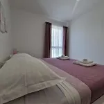 Lana شقة سبليت